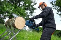 BOSCH GKE 18V-40 Solo Zincirli Agaç Kesme (AKÜ VE ŞARJ CİHAZI DAHİL DEĞİLDİR)